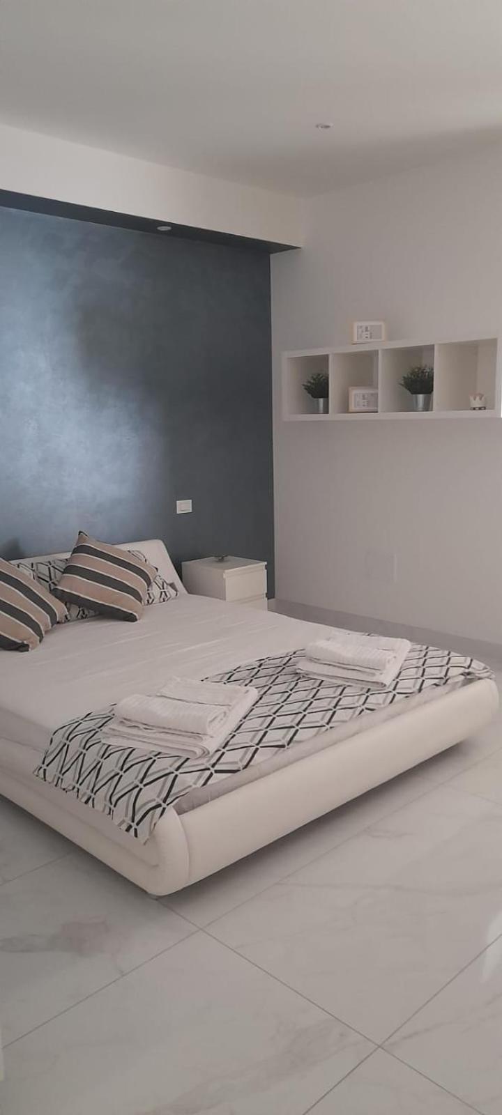 Blu Mare Apartment Avola Bagian luar foto